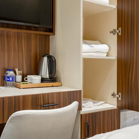 Отель Dream Park 3*