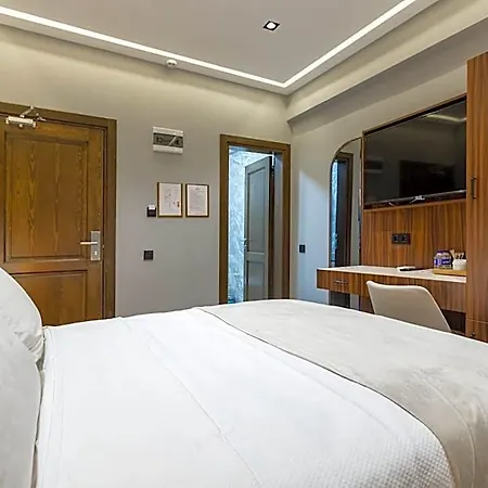 Dream Park Hotel 3*