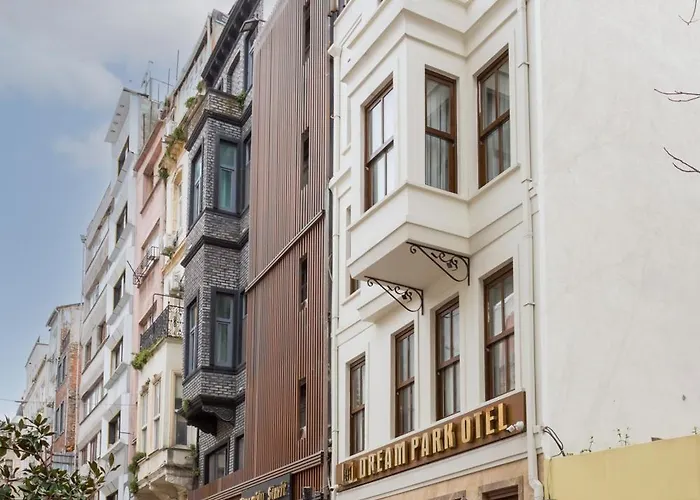 Dream Park Otel 3*